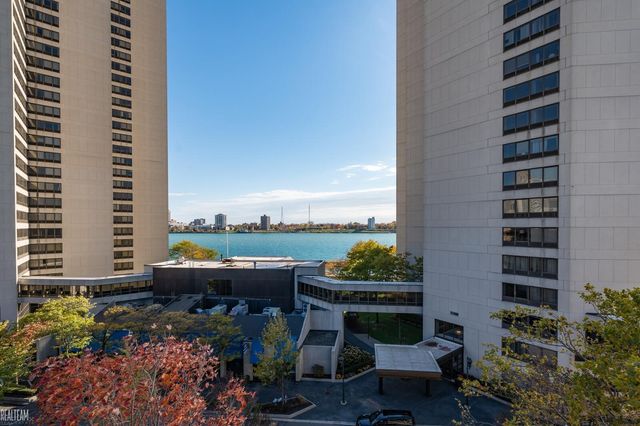 1001 Jefferson Avenue 1J, Detroit, MI 48226