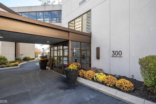 1001 Jefferson Avenue 1J, Detroit, MI 48226