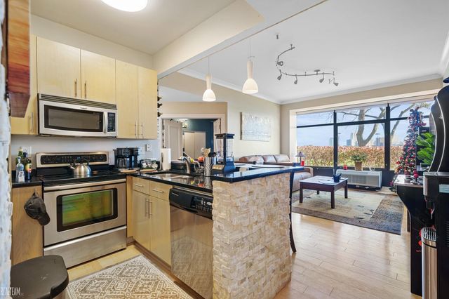 1001 Jefferson Avenue 1J, Detroit, MI 48226