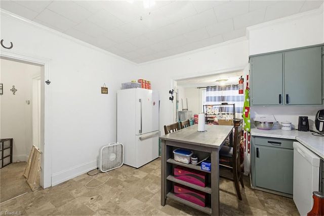 511 Early Avenue, Eden, NC 27288