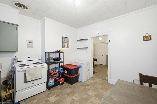 511 Early Avenue, Eden, NC 27288