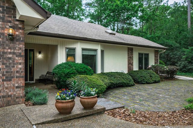 2 Balboa Cove, Hot Springs Village, AR 71909