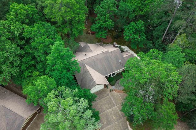 2 Balboa Cove, Hot Springs Village, AR 71909