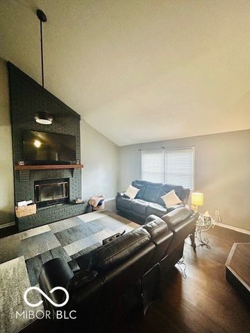 863 Staton Place East Drive, Indianapolis, IN 46234