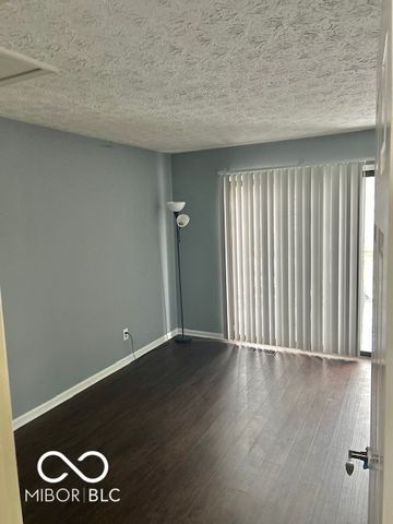 863 Staton Place East Drive, Indianapolis, IN 46234