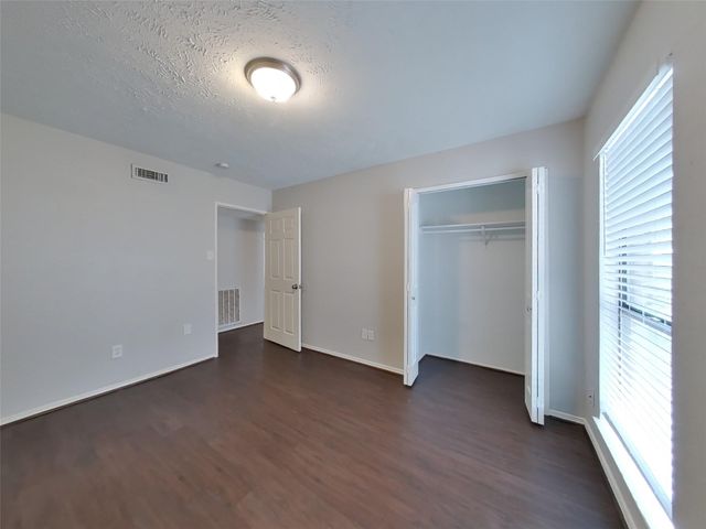 2655 Lark Lane, Humble, TX 77396