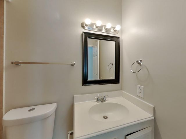 2655 Lark Lane, Humble, TX 77396