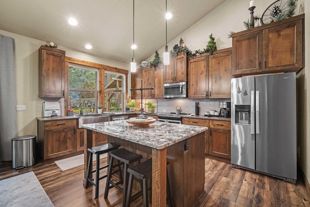 16927 Covina Road, Bend, OR 97707