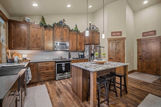 16927 Covina Road, Bend, OR 97707