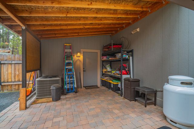 16927 Covina Road, Bend, OR 97707