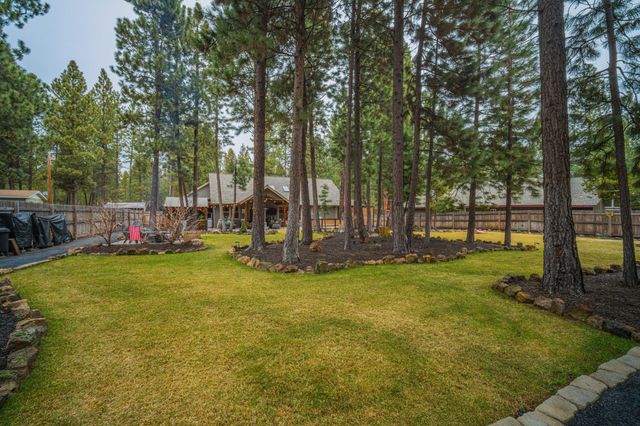 16927 Covina Road, Bend, OR 97707