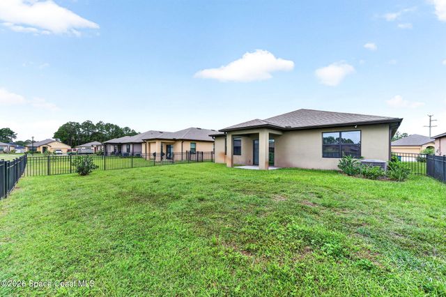 1477 Mineral Loop Drive NW, Palm Bay, FL 32907