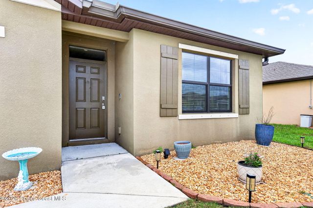 1477 Mineral Loop Drive NW, Palm Bay, FL 32907