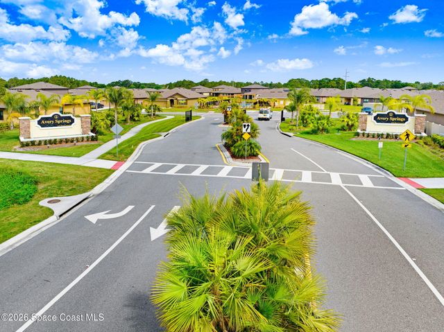 1477 Mineral Loop Drive NW, Palm Bay, FL 32907