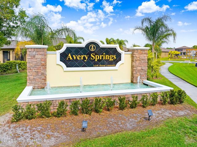 1477 Mineral Loop Drive NW, Palm Bay, FL 32907