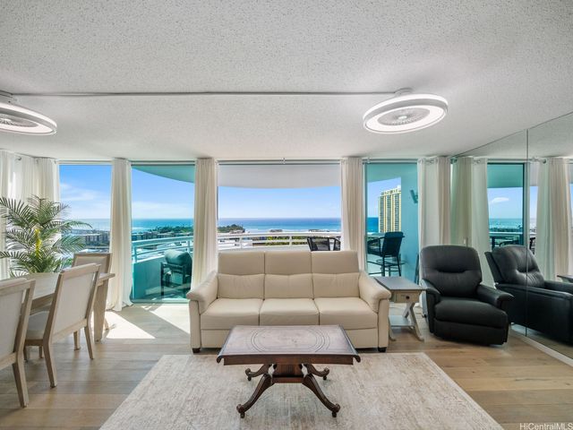 1341 Kapiolani Boulevard 22D, Honolulu, HI 96814