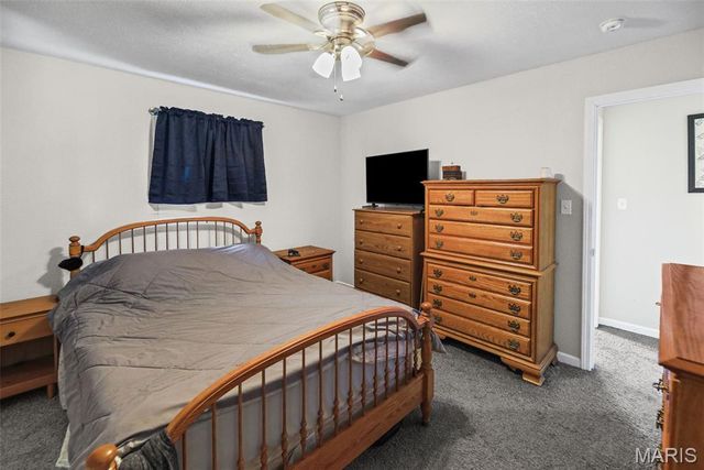 1204 E State Route 140, Greenville, IL 62246
