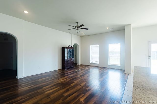13672 S 91st East Avenue, Bixby, OK 74008