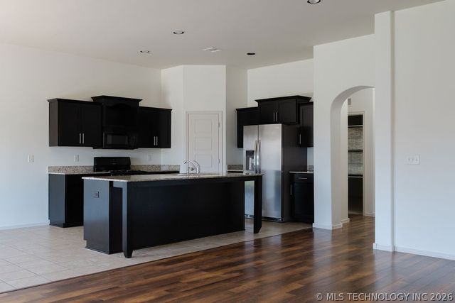 13672 S 91st East Avenue, Bixby, OK 74008
