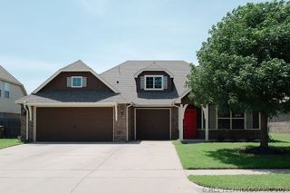 13672 S 91st East Avenue, Bixby, OK 74008
