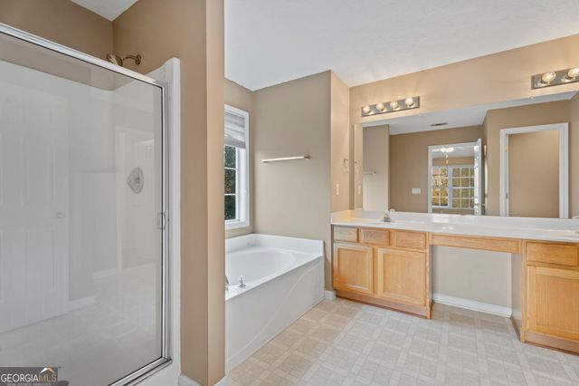 423 Heathcliff Court, Mcdonough, GA 30253