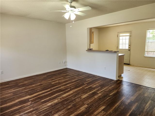 7833 Impala Dr, Corpus Christi, TX 78414
