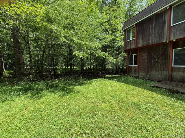 9 Lake Drive, Parksville, NY 12768