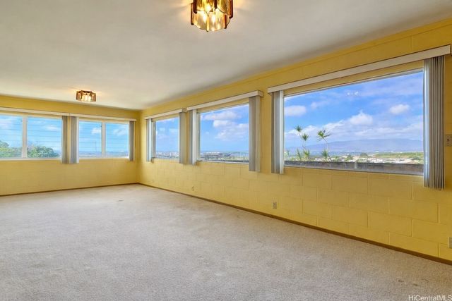 99-520 Pohue Place, Aiea, HI 96701