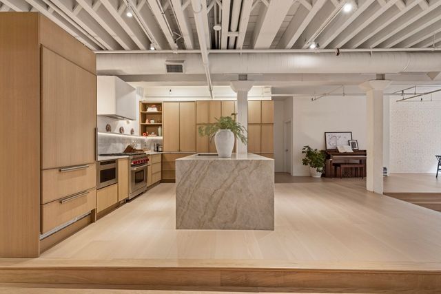 134 Beach St 3B, Boston, MA 02111