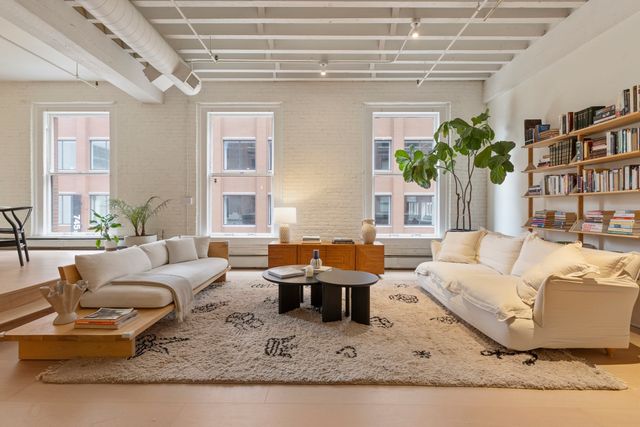 134 Beach St 3B, Boston, MA 02111