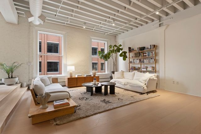 134 Beach St 3B, Boston, MA 02111