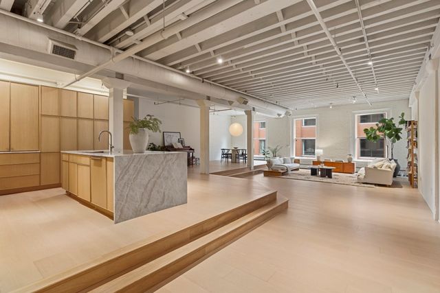 134 Beach St 3B, Boston, MA 02111