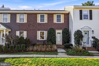 635 E MAIN ST #7, Moorestown, NJ 08057