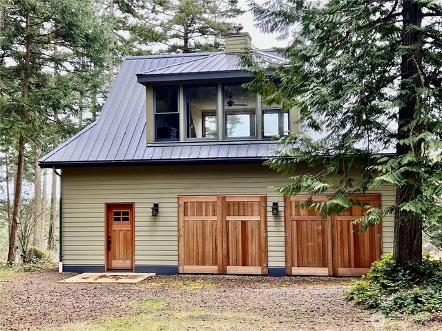 186 South Ridge Road, Decatur Island, WA 98221