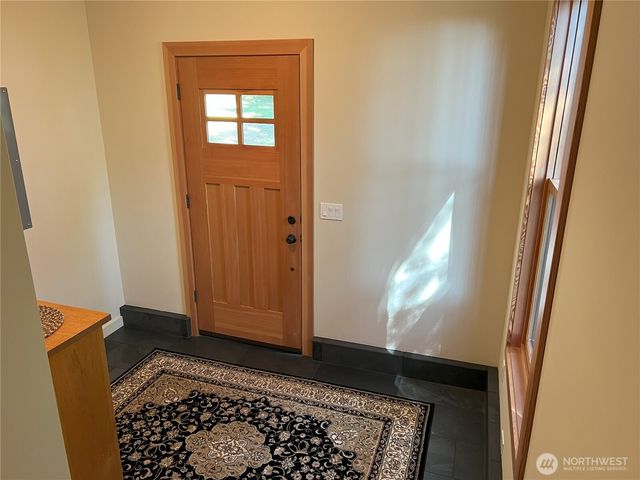 186 South Ridge Road, Decatur Island, WA 98221