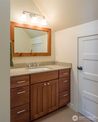 186 South Ridge Road, Decatur Island, WA 98221