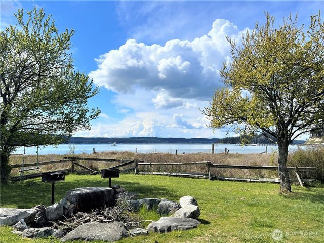 186 South Ridge Road, Decatur Island, WA 98221