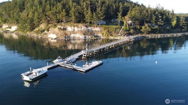 186 South Ridge Road, Decatur Island, WA 98221