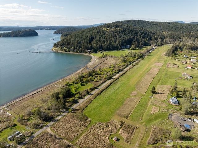 186 South Ridge Road, Decatur Island, WA 98221