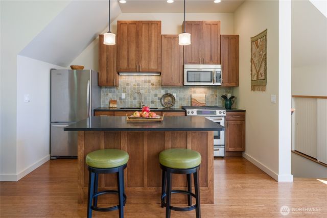 186 South Ridge Road, Decatur Island, WA 98221