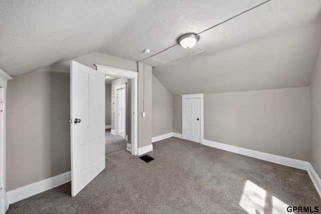 3723 Franklin Street, Omaha, NE 68111