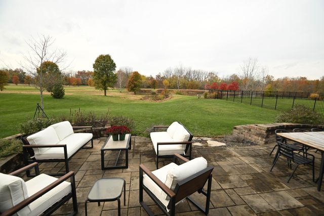 6188 Dietz Drive, Canal Winchester, OH 43110