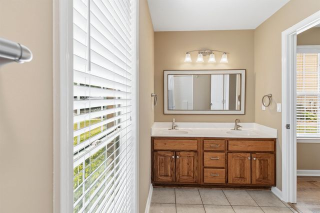 218 Natchez Dr, Jonesboro, AR 72404