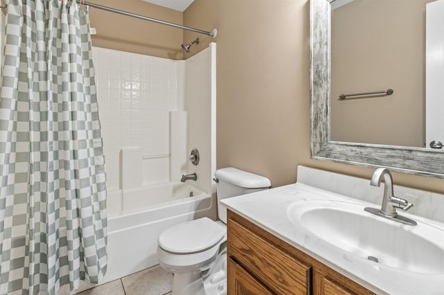 218 Natchez Dr, Jonesboro, AR 72404