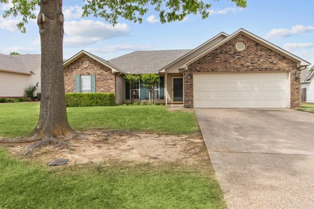 218 Natchez Dr, Jonesboro, AR 72404