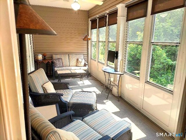 527 Putting Green Lane 527, Oxford, CT 06478