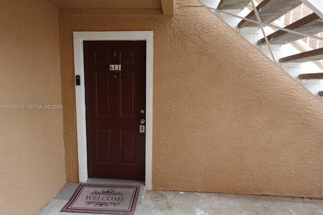 15560 SW 104th Terrace 613, Miami, FL 33196