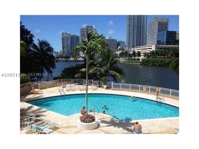801 Brickell Key Blvd 701, Miami, FL 33131