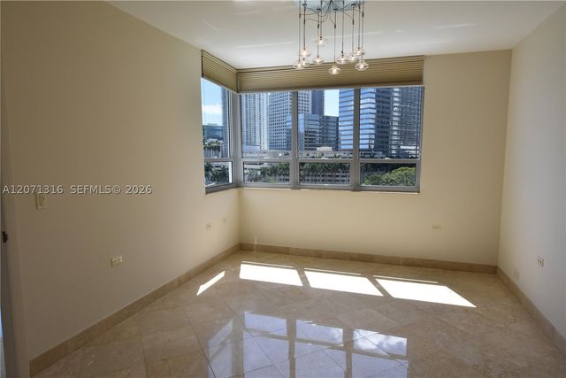 801 Brickell Key Blvd 701, Miami, FL 33131