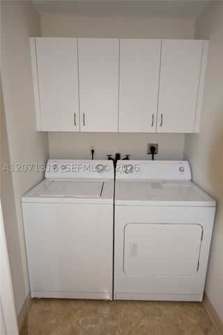801 Brickell Key Blvd 701, Miami, FL 33131